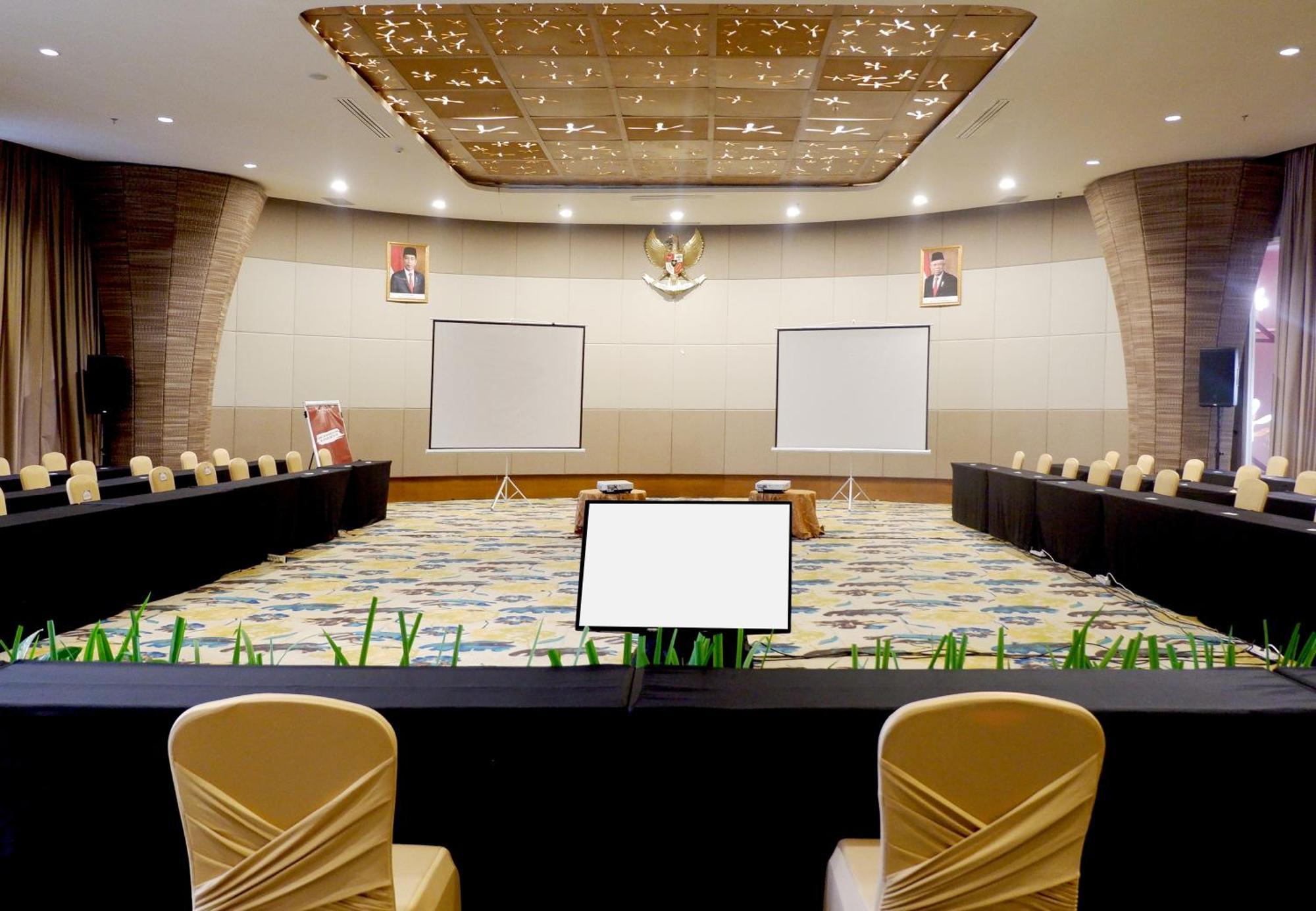 The Alana Hotel And Conference Sentul City By Aston Μπογκόρ Εξωτερικό φωτογραφία